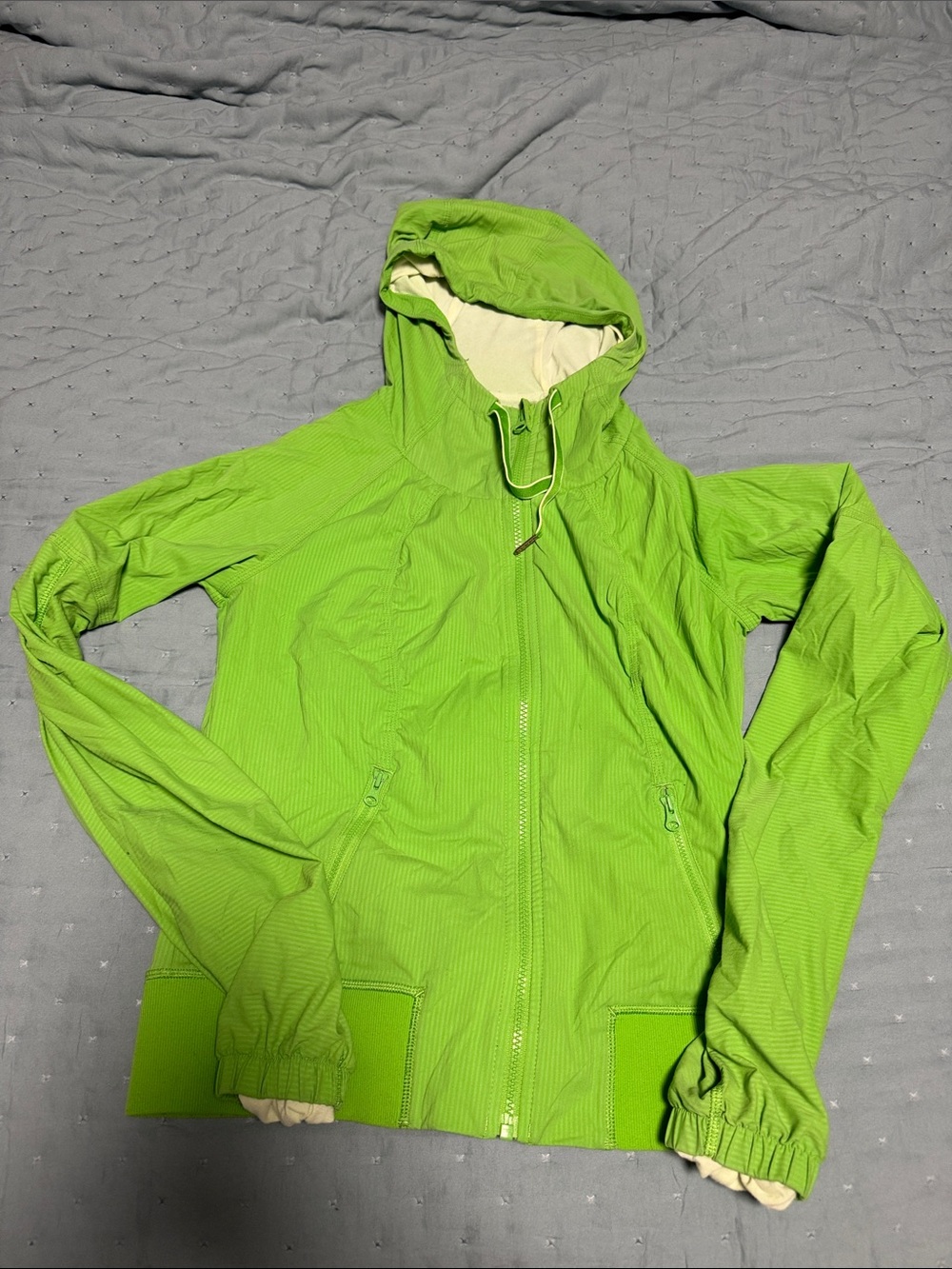lululemon athletica Women’s Hooded Lightweight Jacket - Lime Green